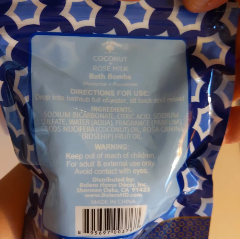 9 PKG BOLERO OF BEVERLY HILLS BATH BOMBS